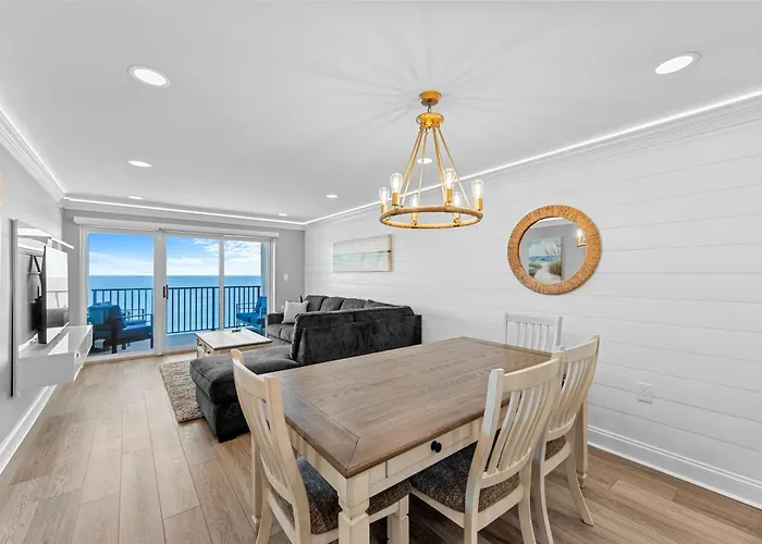 Holiday home Extraordinary Oceanfront Escape - Unit 809