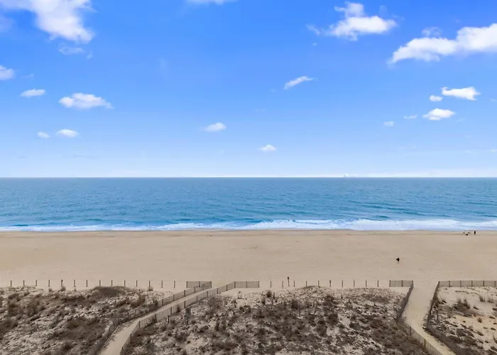 Extraordinary Oceanfront Escape - Unit 809